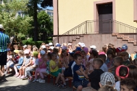 Teart Vaśka w przedszkolnym ogrodzie